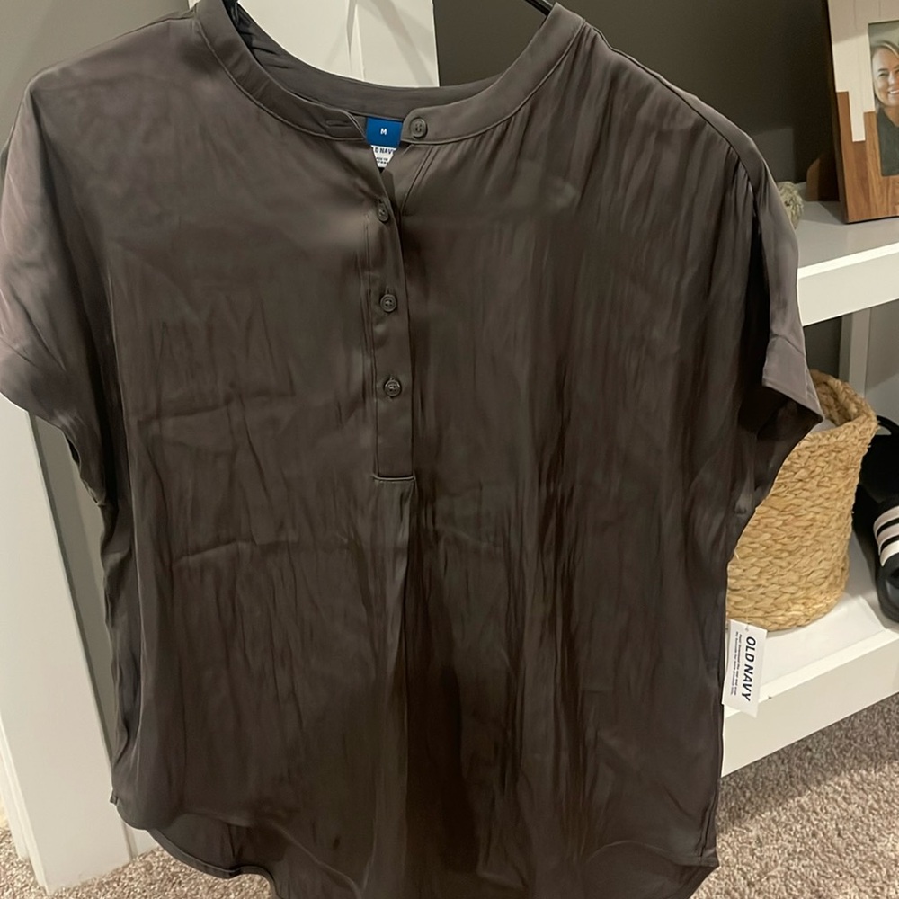 Grey silk blouse. Old navy. Size M. New with tags. Never worn.